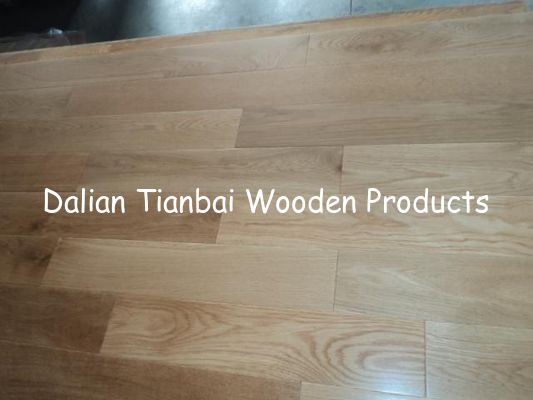 solid oak flooring , AB Grade, UV lacquered