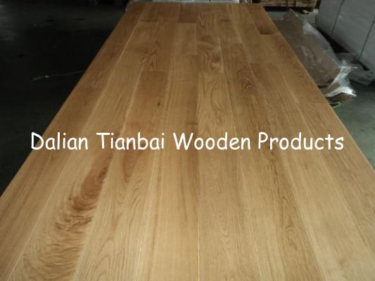 solid oak flooring , AB Grade, UV lacquered